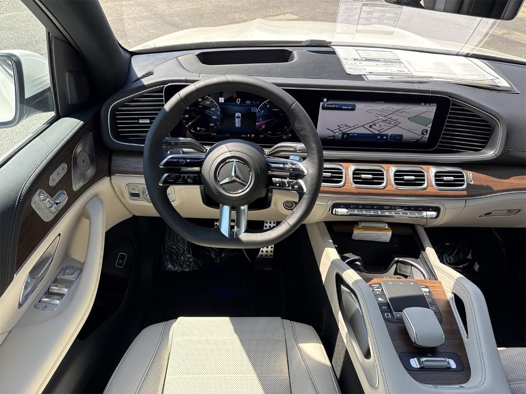 new 2026 Mercedes-Benz GLS 580 car