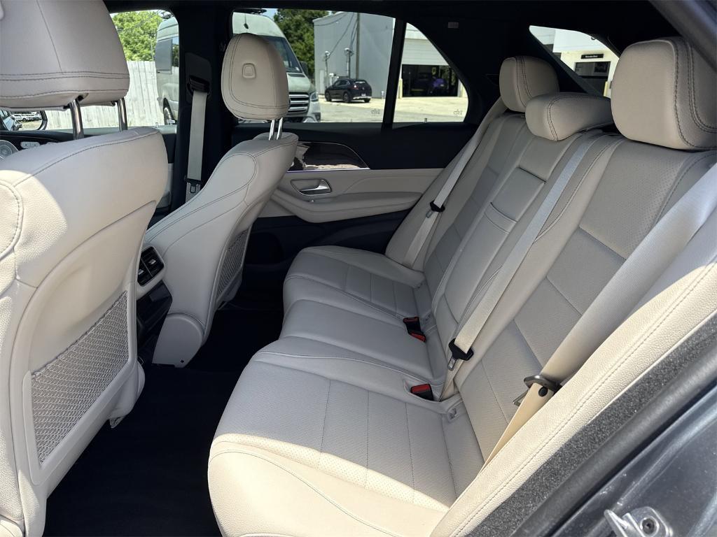 used 2024 Mercedes-Benz GLE 350 car, priced at $60,187