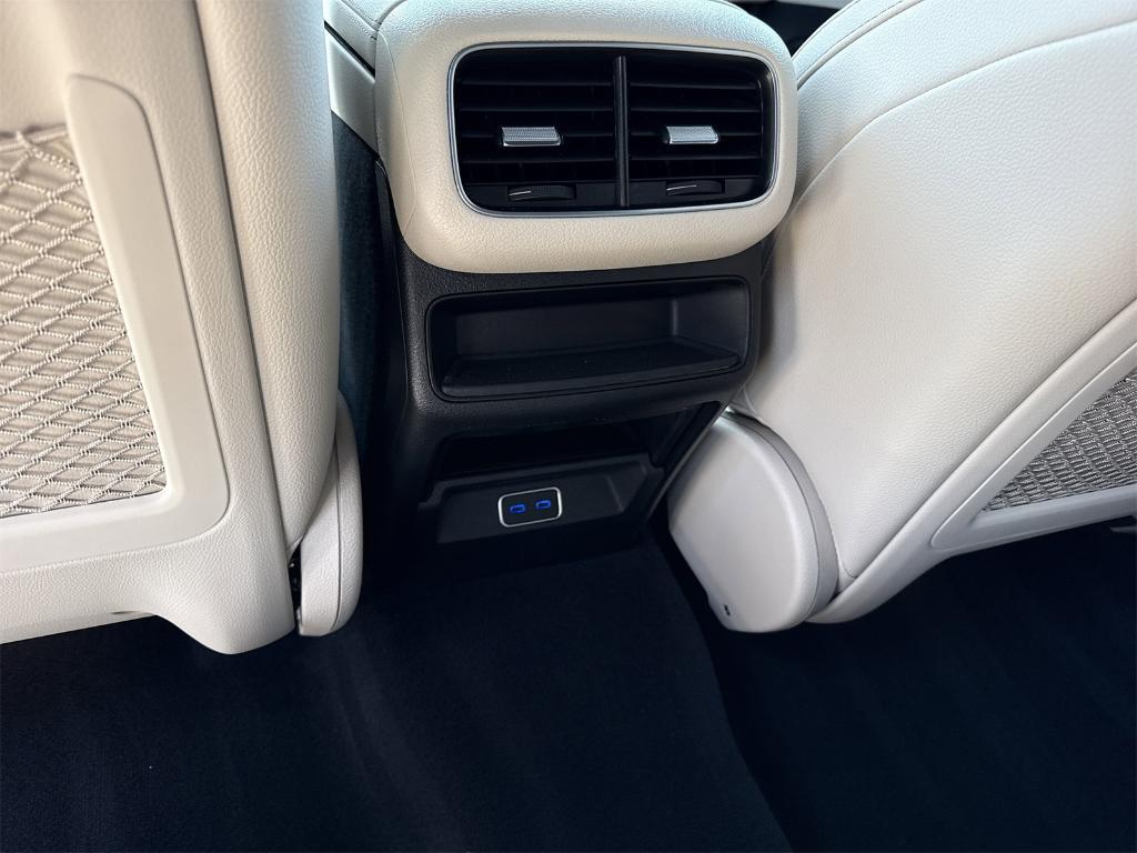 used 2024 Mercedes-Benz GLE 350 car, priced at $60,187
