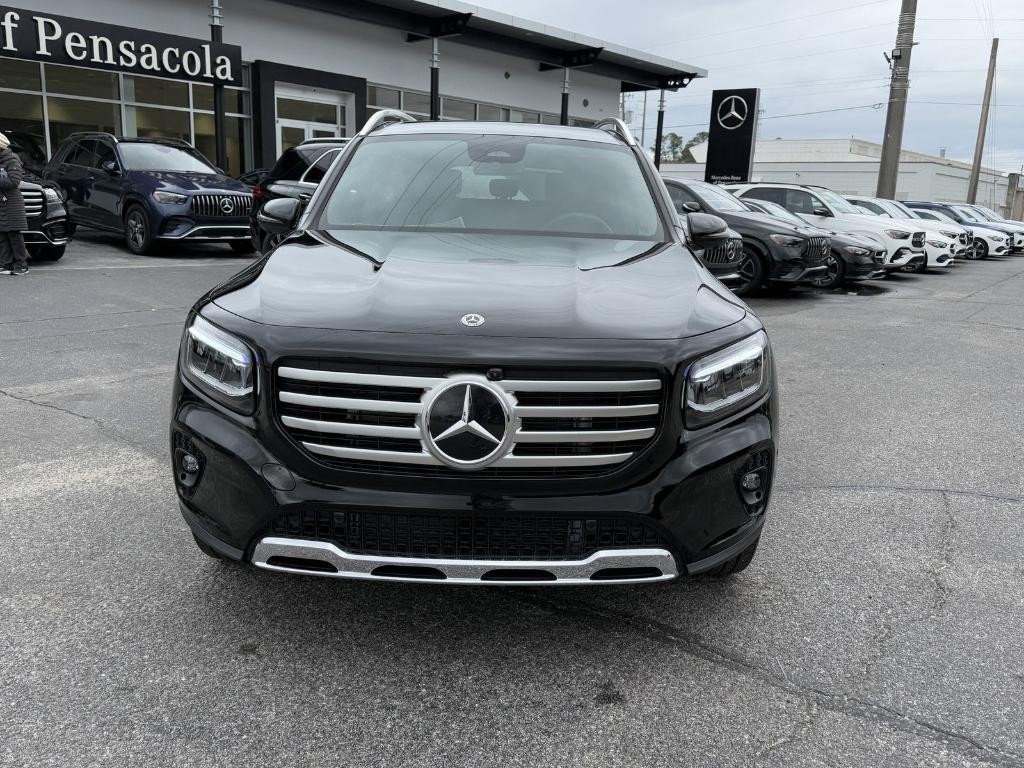 new 2025 Mercedes-Benz GLB 250 car