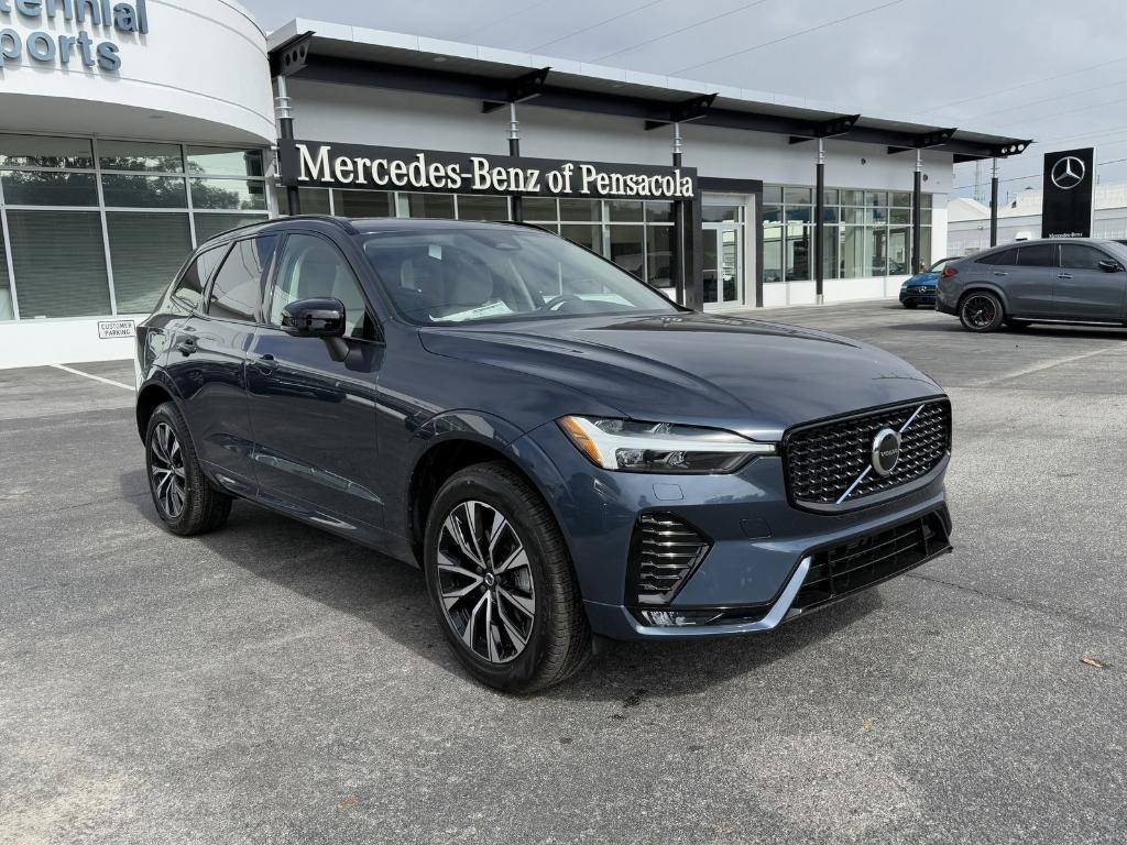 new 2025 Volvo XC60 car