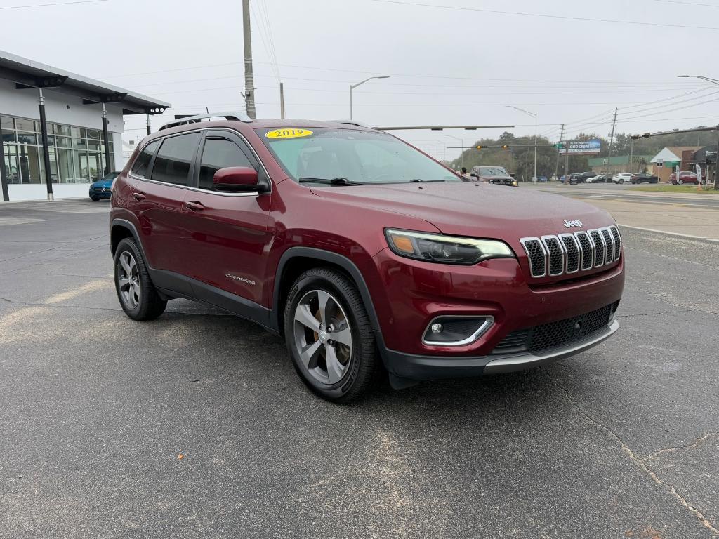 used 2019 Jeep Cherokee car, priced at $17,708