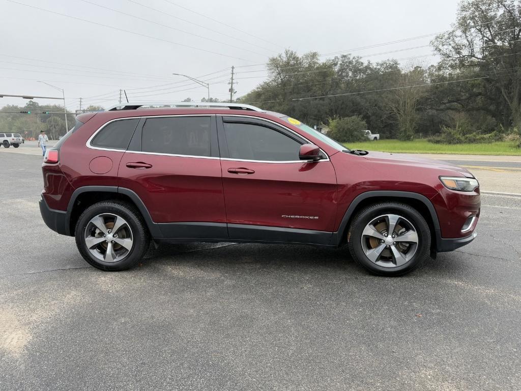 used 2019 Jeep Cherokee car, priced at $16,750