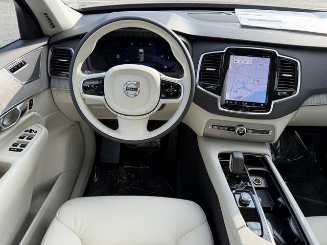 new 2025 Volvo XC90 car