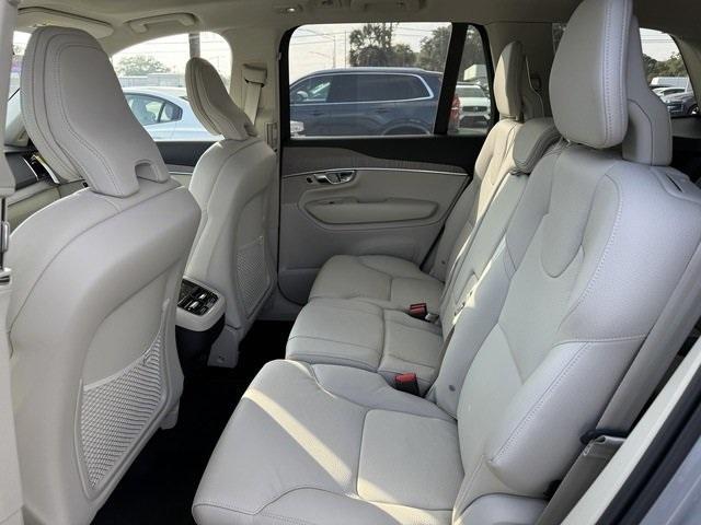 new 2025 Volvo XC90 car