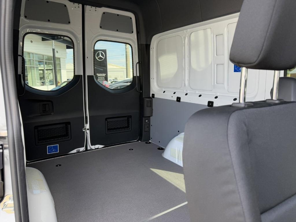 new 2025 Mercedes-Benz Sprinter 2500 car