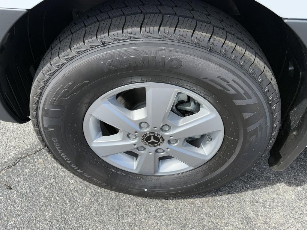 new 2025 Mercedes-Benz Sprinter 2500 car