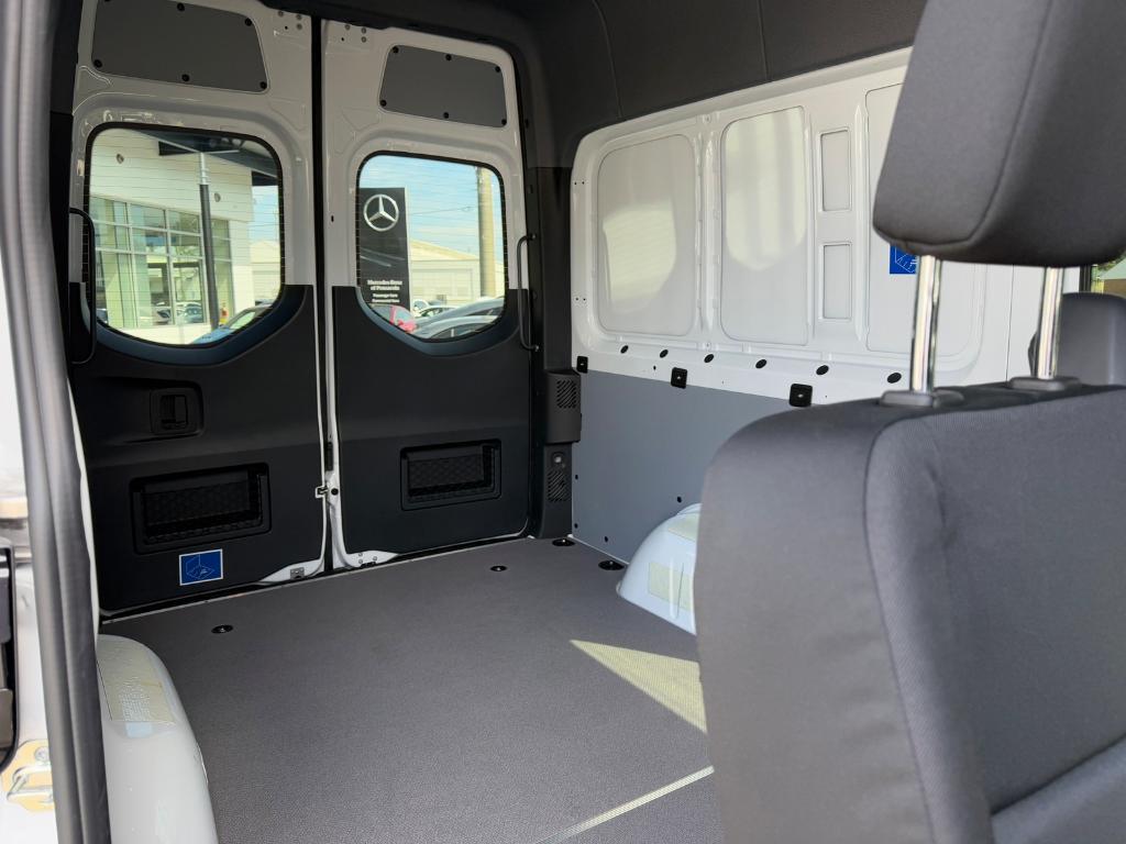 new 2025 Mercedes-Benz Sprinter 2500 car