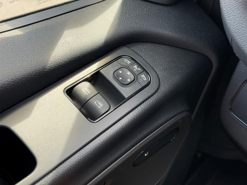 new 2025 Mercedes-Benz Sprinter 2500 car