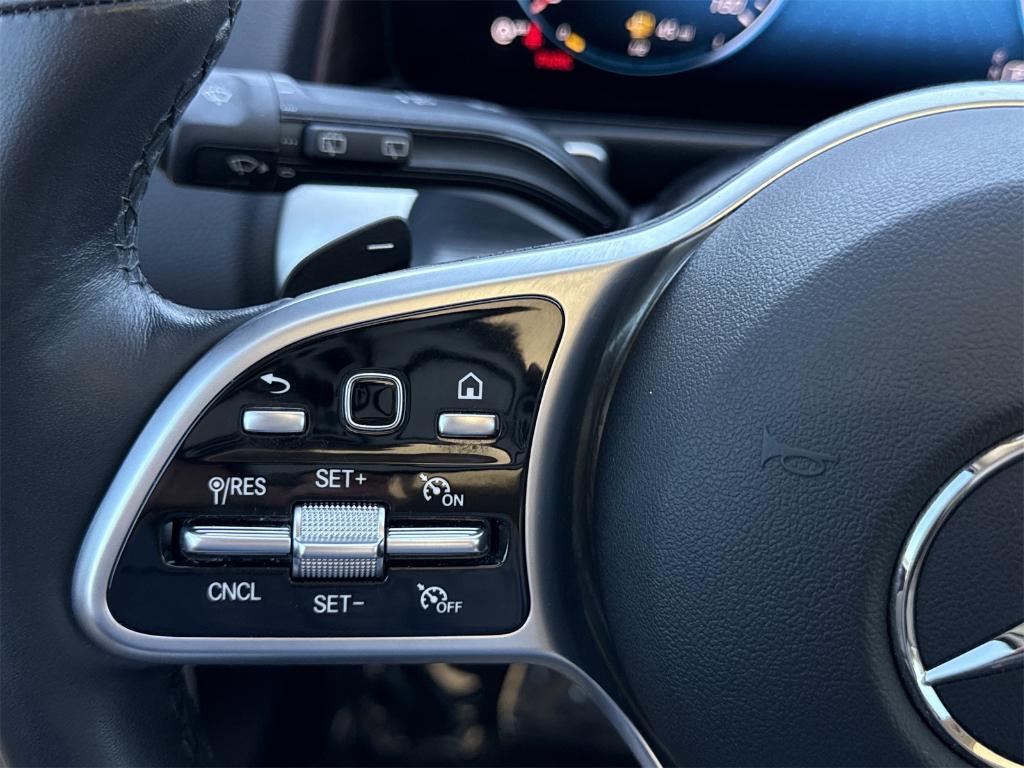 used 2023 Mercedes-Benz GLB 250 car, priced at $34,400