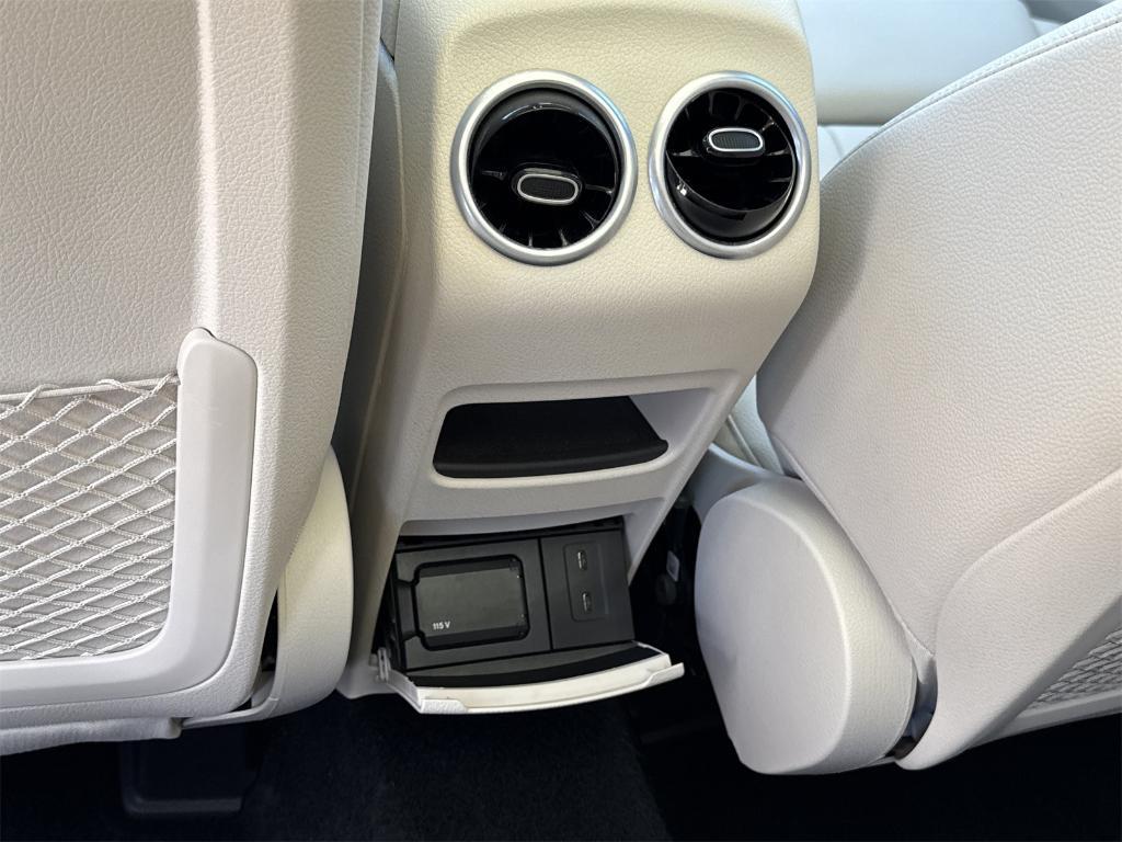 used 2023 Mercedes-Benz GLB 250 car, priced at $34,400