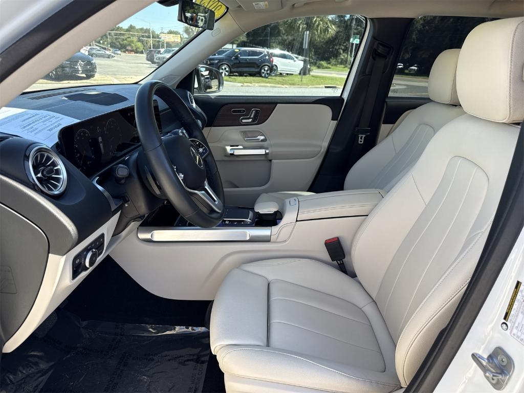 used 2023 Mercedes-Benz GLB 250 car, priced at $34,400