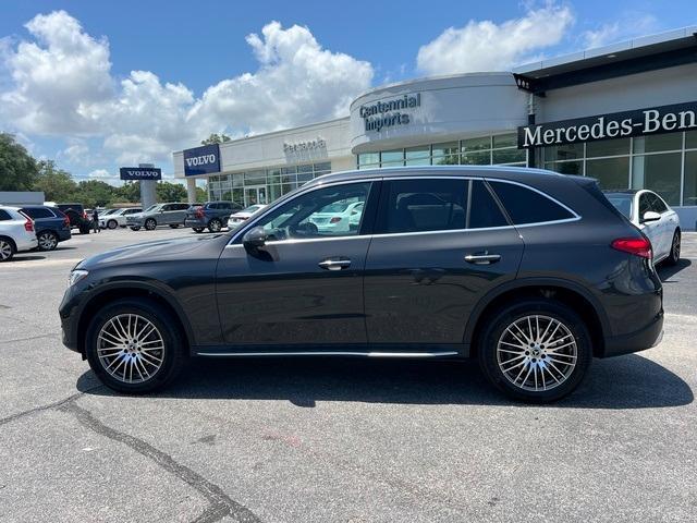 new 2024 Mercedes-Benz GLC 300 car