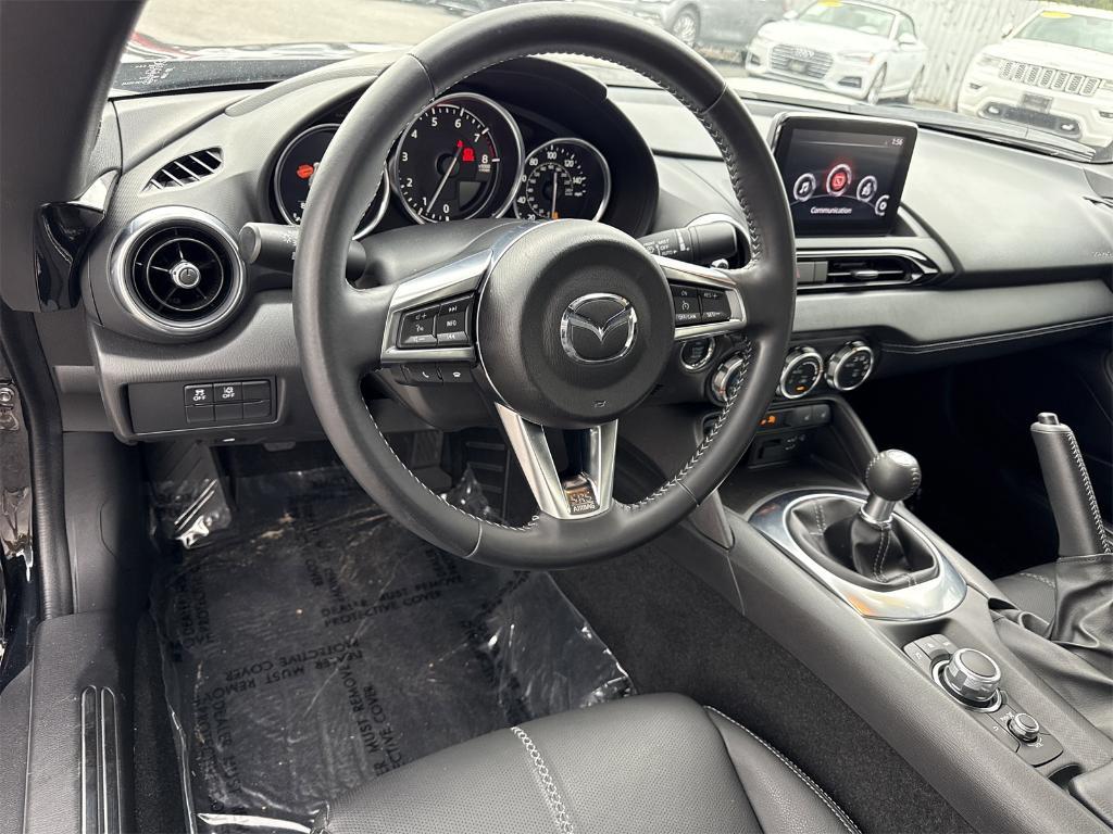 used 2022 Mazda MX-5 Miata RF car, priced at $27,900