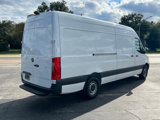 new 2024 Mercedes-Benz Sprinter 2500 car