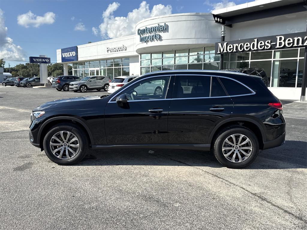 new 2026 Mercedes-Benz GLC 300 car