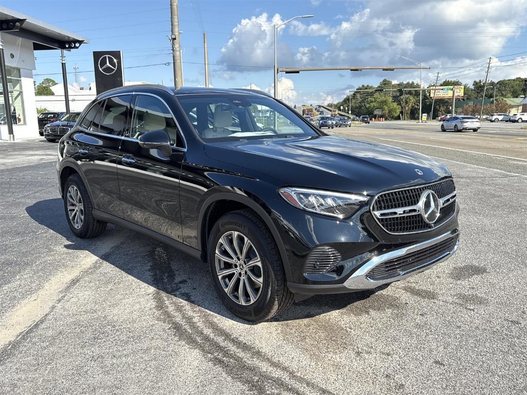 new 2026 Mercedes-Benz GLC 300 car