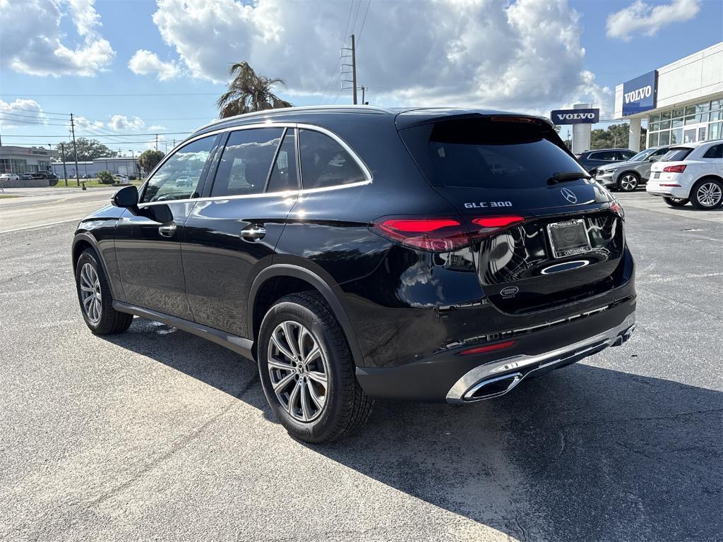 new 2026 Mercedes-Benz GLC 300 car