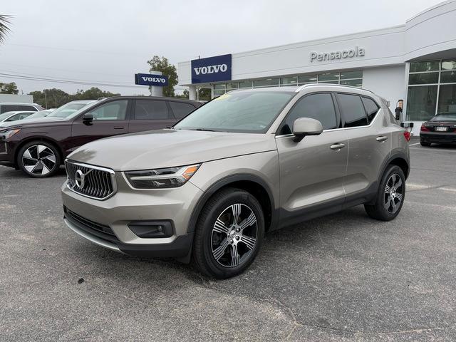 used 2020 Volvo XC40 car, priced at $23,998