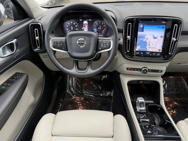 used 2020 Volvo XC40 car, priced at $23,998