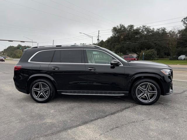 new 2025 Mercedes-Benz GLS 450 car