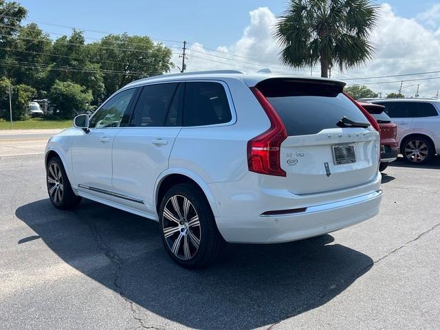 new 2024 Volvo XC90 Recharge Plug-In Hybrid car