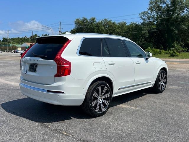 new 2024 Volvo XC90 Recharge Plug-In Hybrid car