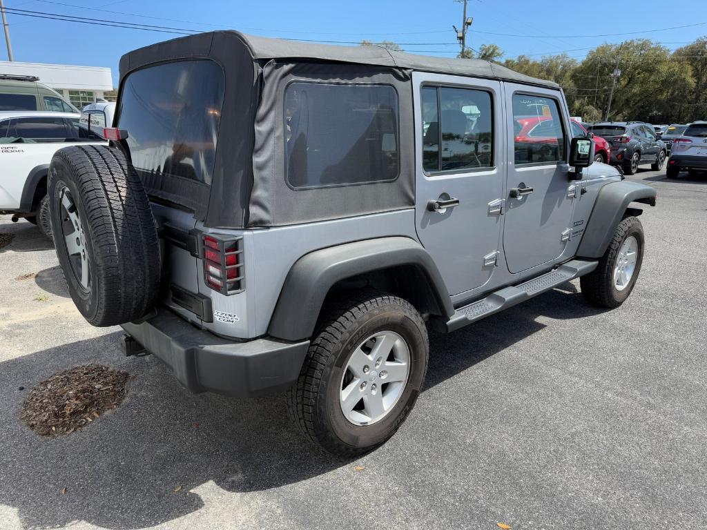 used 2015 Jeep Wrangler Unlimited car, priced at $19,588