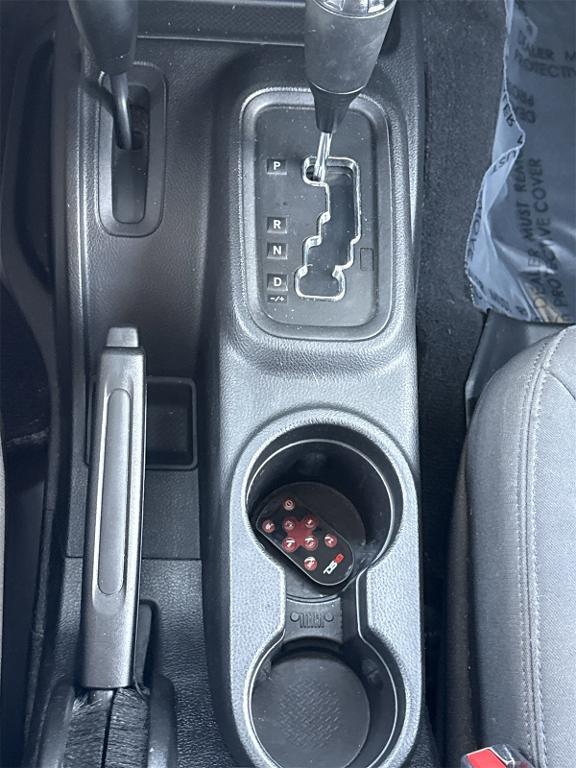 used 2015 Jeep Wrangler Unlimited car, priced at $18,800