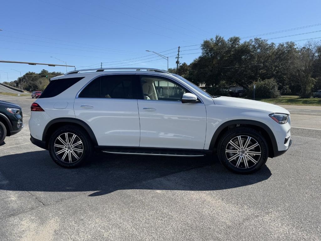 new 2025 Mercedes-Benz GLE 450 car