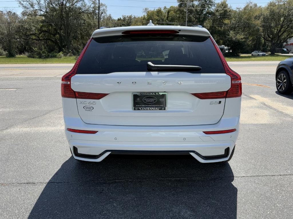 new 2025 Volvo XC60 car