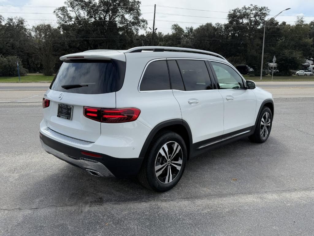 new 2025 Mercedes-Benz GLB 250 car