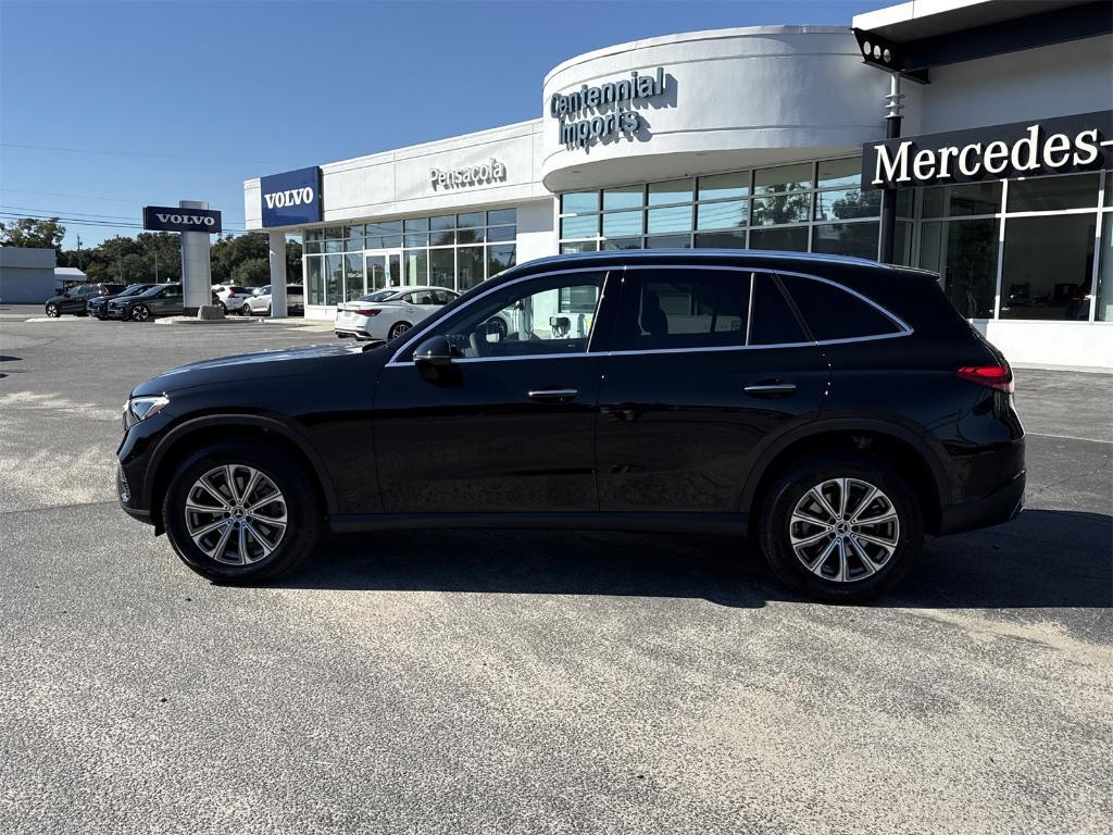 new 2026 Mercedes-Benz GLC 300 car