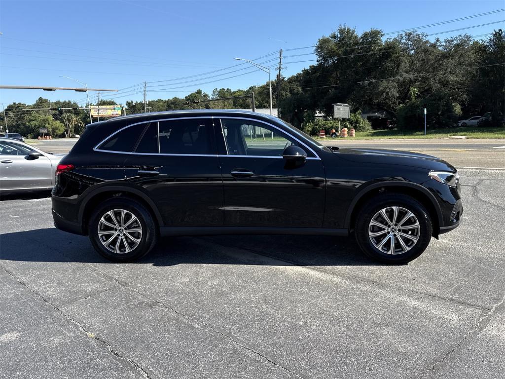 new 2026 Mercedes-Benz GLC 300 car