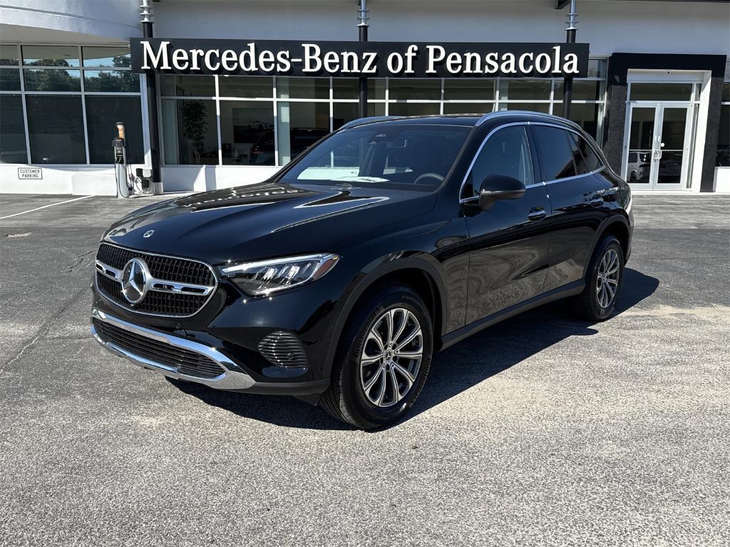 new 2026 Mercedes-Benz GLC 300 car