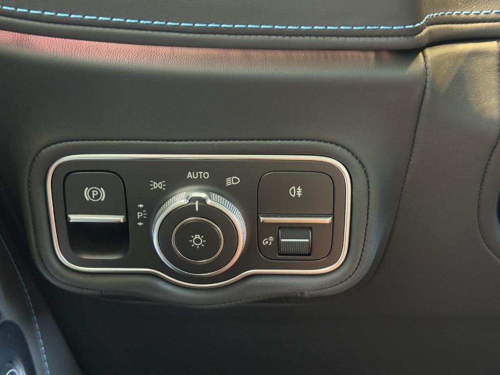 new 2025 Mercedes-Benz G-Class car