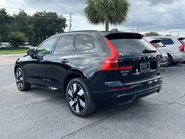 new 2025 Volvo XC60 Plug-In Hybrid car