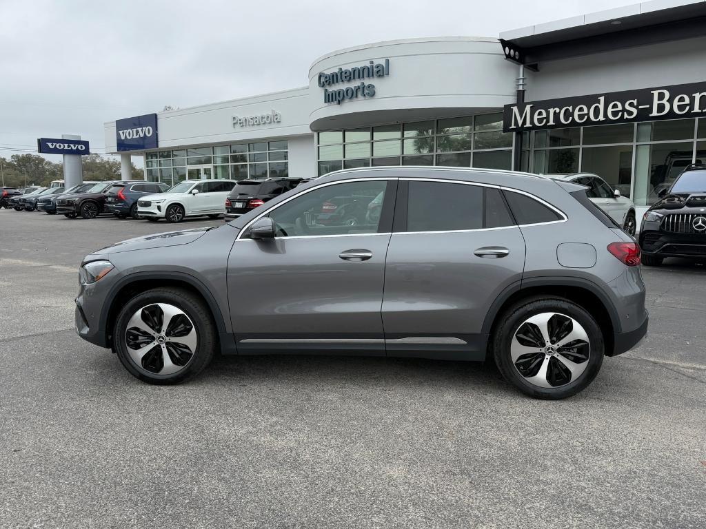 new 2025 Mercedes-Benz GLA 250 car