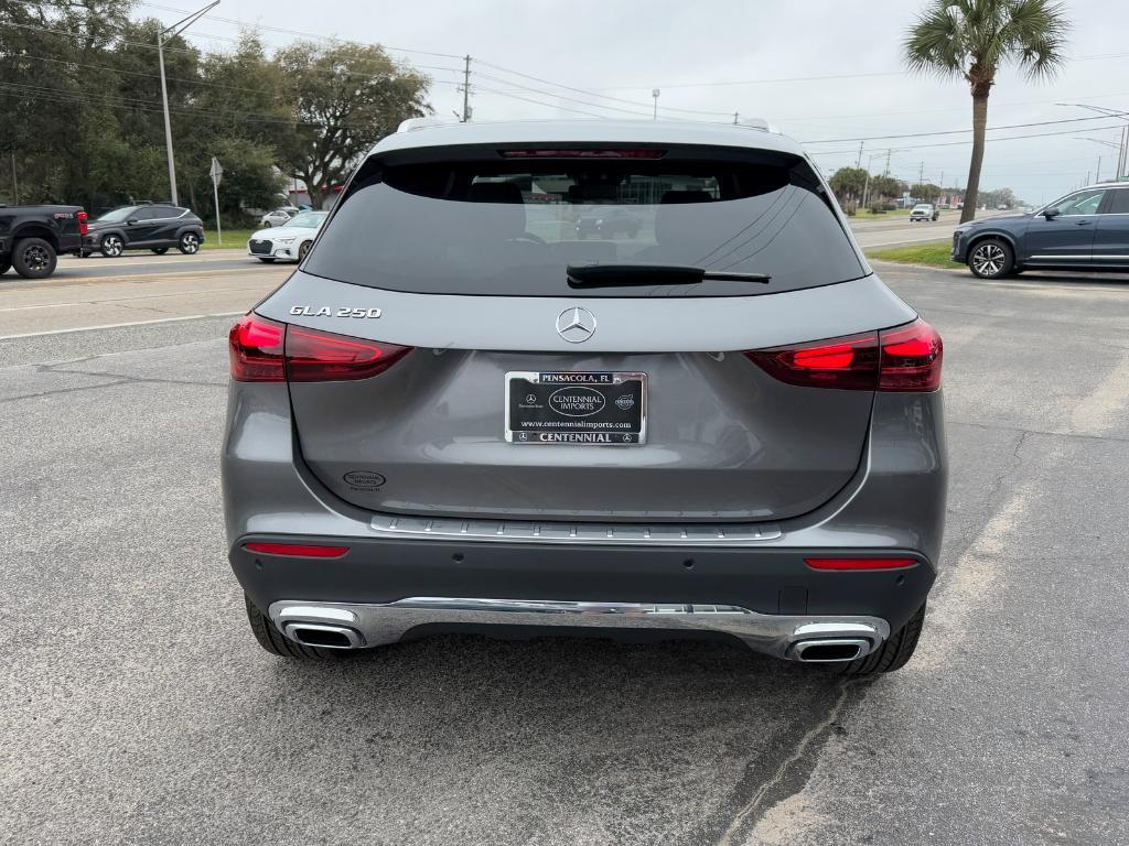 new 2025 Mercedes-Benz GLA 250 car