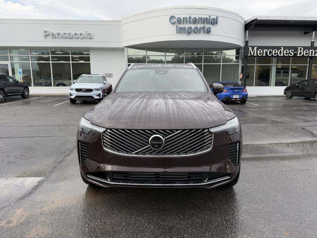 new 2025 Volvo XC90 Plug-In Hybrid car