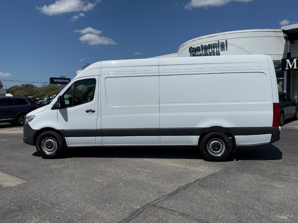 new 2025 Mercedes-Benz Sprinter 2500 car