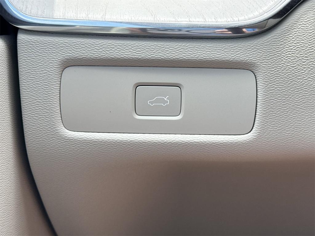 new 2026 Volvo XC60 car