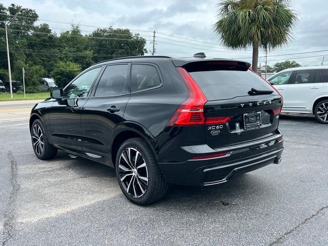 new 2025 Volvo XC60 car