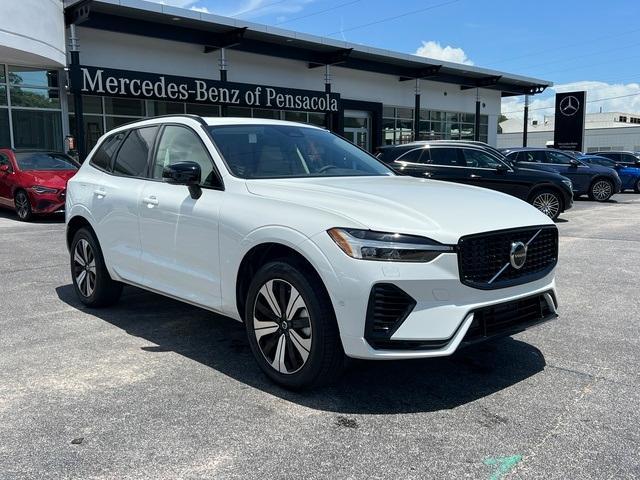 new 2025 Volvo XC60 car