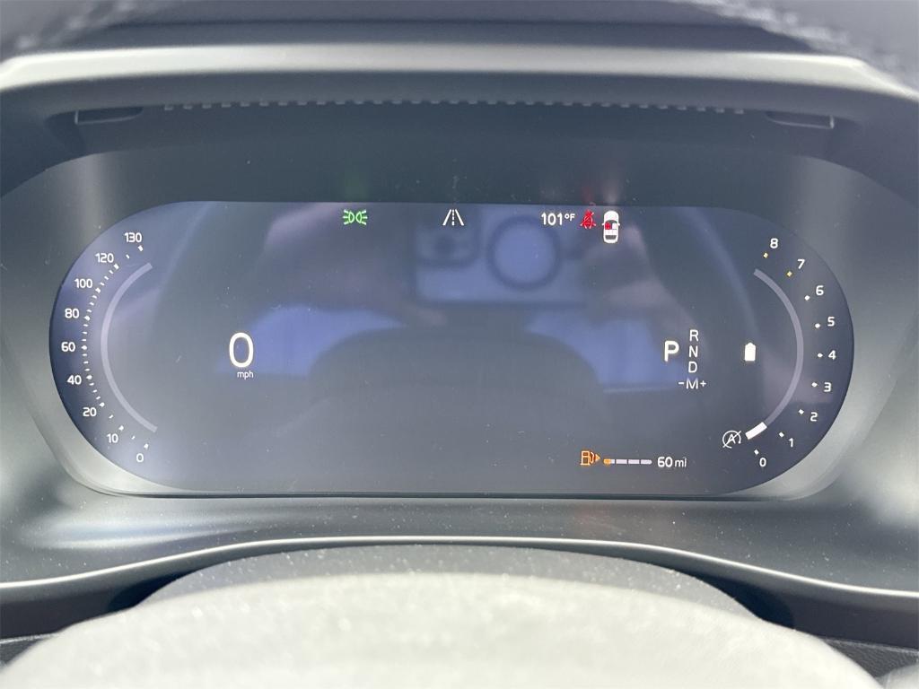 new 2026 Volvo XC40 car