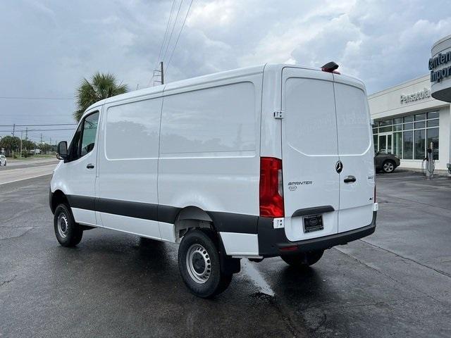 new 2024 Mercedes-Benz Sprinter 2500 car