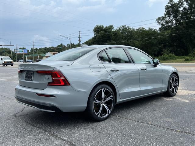 new 2024 Volvo S60 car