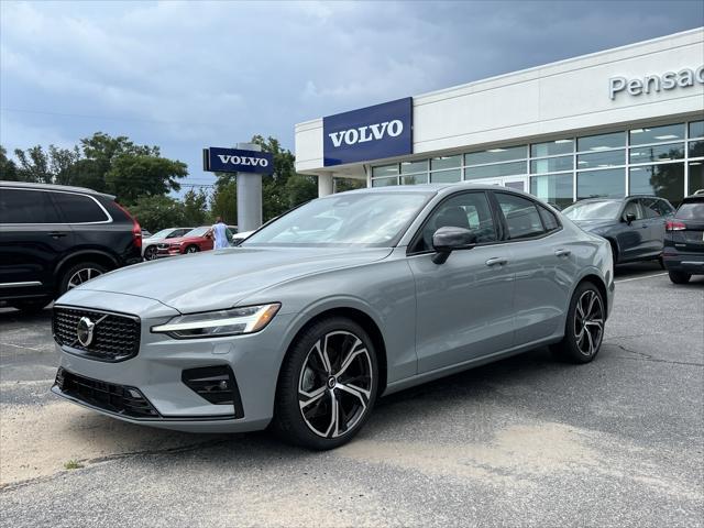 new 2024 Volvo S60 car