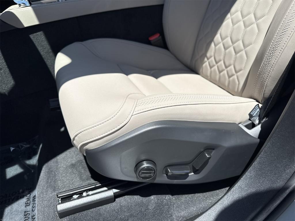 new 2026 Volvo XC90 car