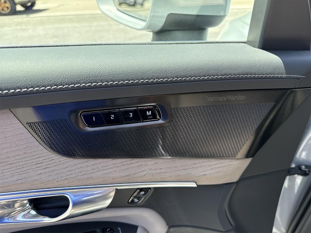 new 2026 Volvo XC90 car